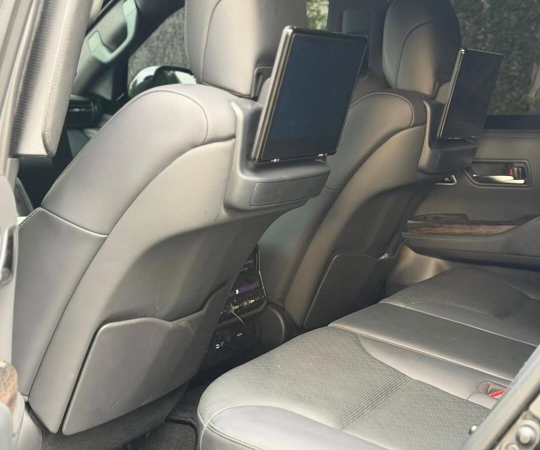 Toyota Land Cruiser J200 Diesel Rental Kenya | 4×4 Safari Vehicle Hire