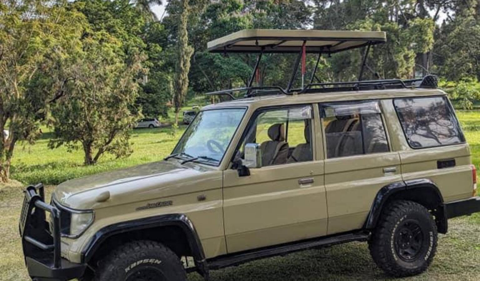 Safari Toyota Land Cruiser for Hire in Kenya | Private 6-Seater 4×4 for Tourists