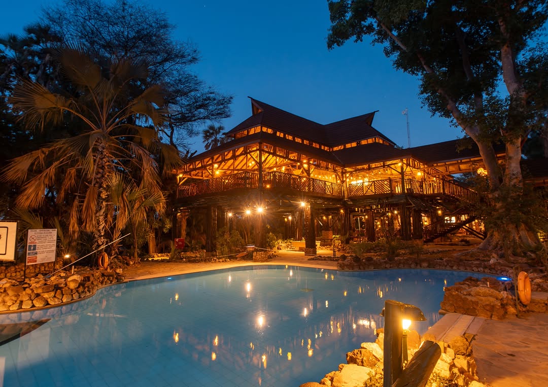 4-Day Kenya Luxury Safari: Lake Nakuru & Maasai Mara National Reserve