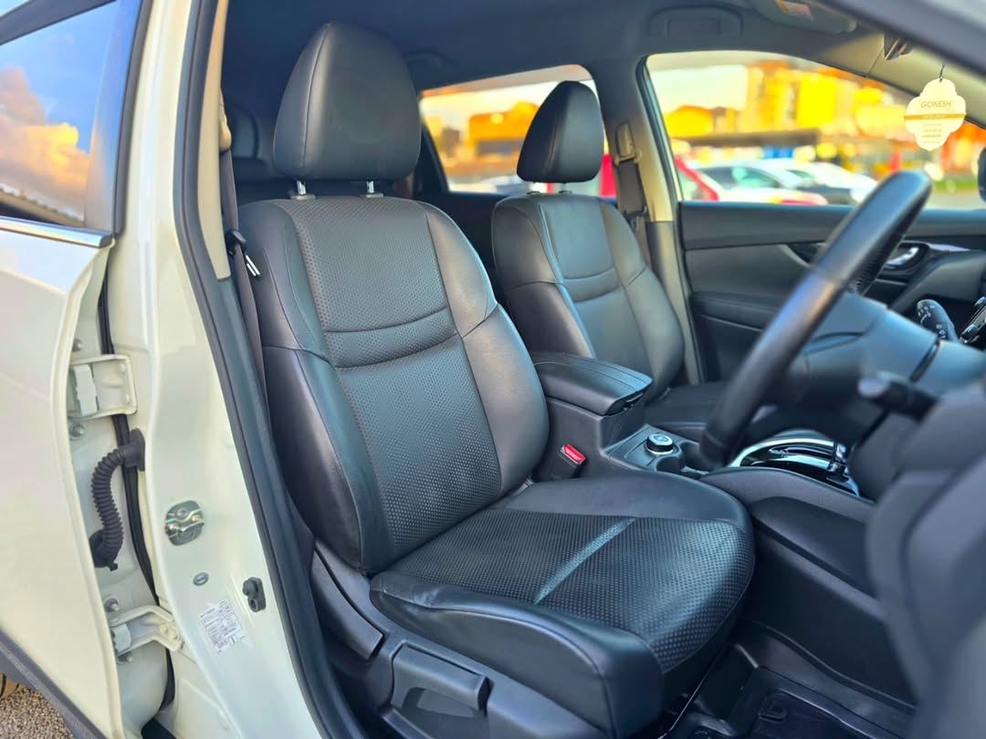 Rent a 4×4 Nissan X-Trail in Nairobi – Affordable SUV Hire for City & Safari Trips